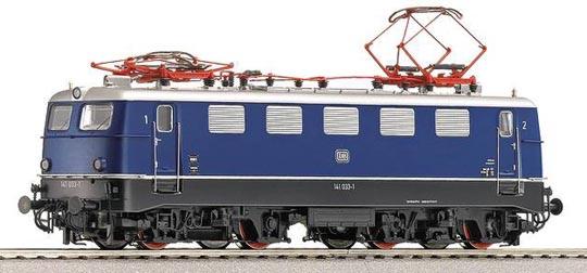 Electric locomotive BR 141 in blue livery<br /><a href='images/pictures/Roco/62625.jpg' target='_blank'>Full size image</a>